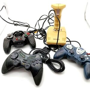 Video Game Controller Lot of 4 Jakks Pacific Star Wars Darth Vader Plug And Play